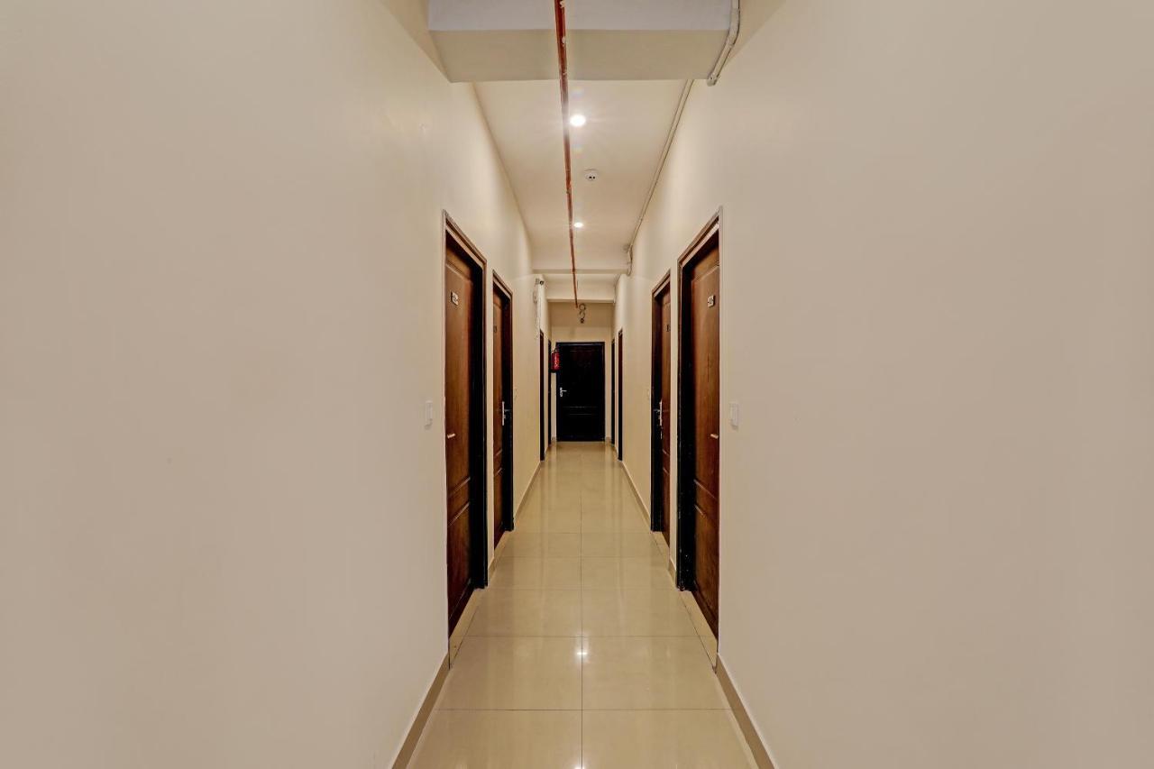 Hotel Agoura Prime Lucknow