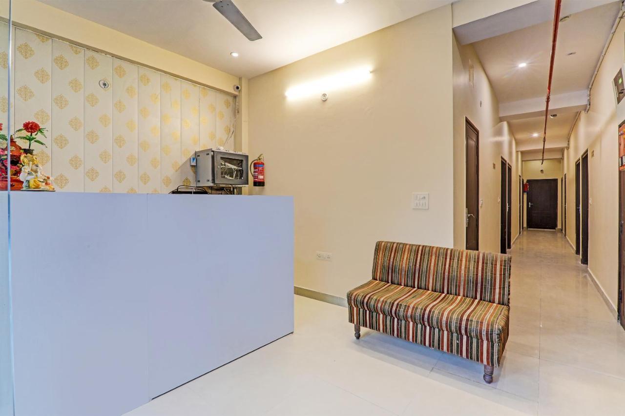 Hotel Agoura Prime 3*
